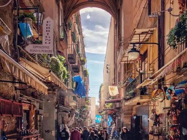 La Casetta In Centro 那不勒斯 外观 照片